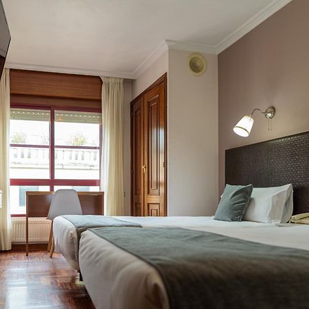 Hotel Alda Centro Pontevedra Kültér fotó
