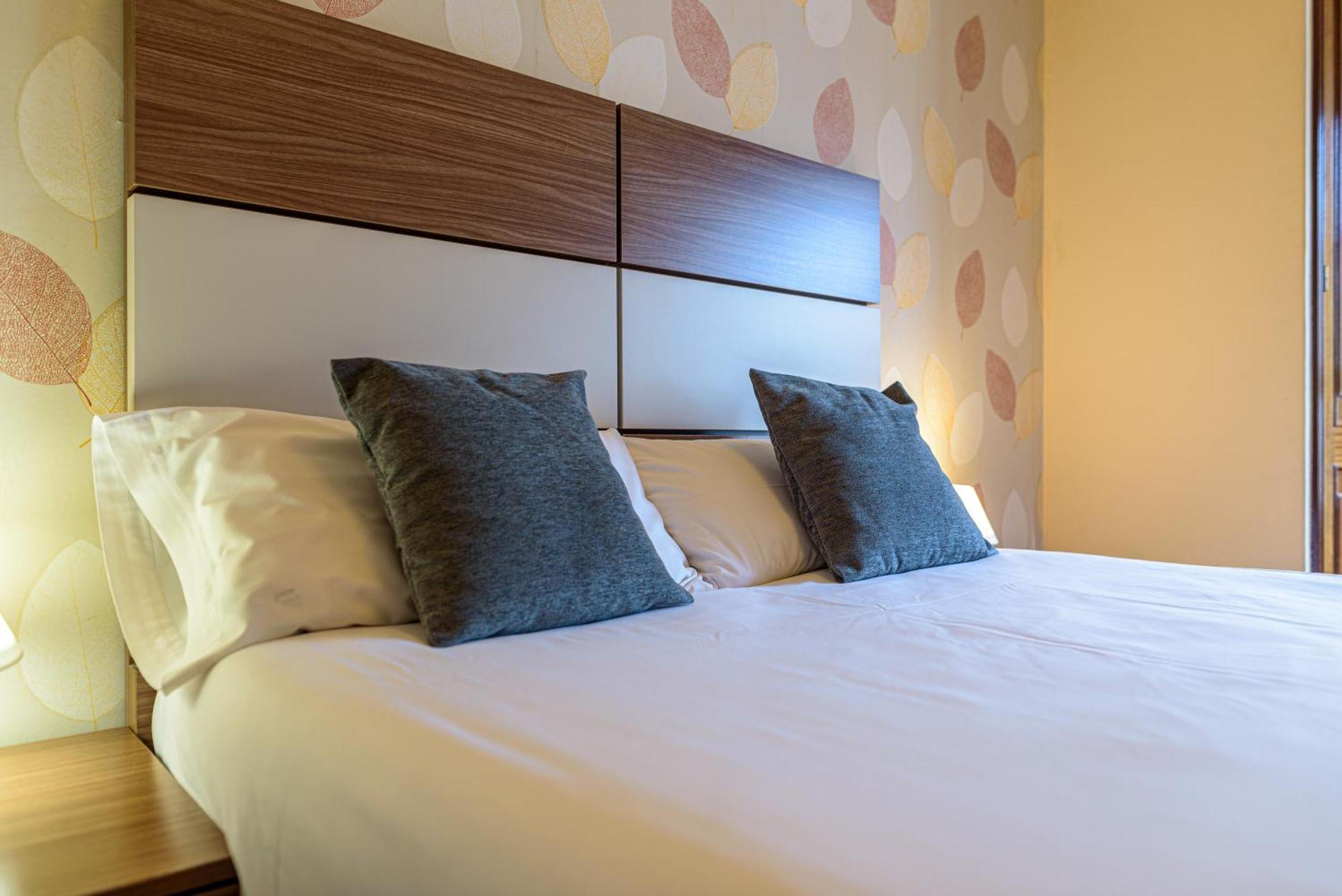 Hotel Alda Centro Pontevedra Kültér fotó