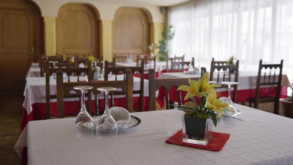 Hotel Alda Centro Pontevedra Kültér fotó