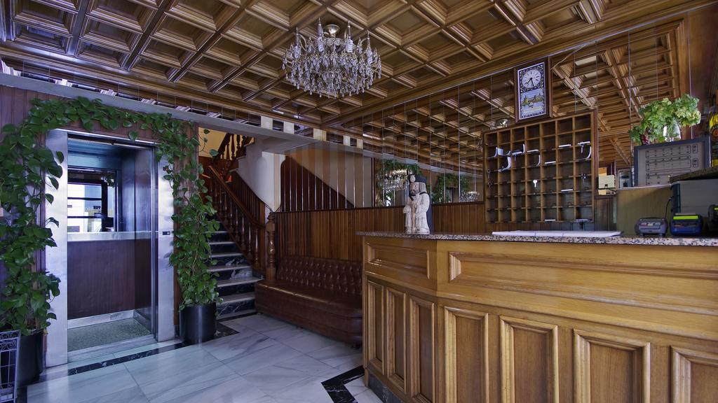 Hotel Alda Centro Pontevedra Kültér fotó