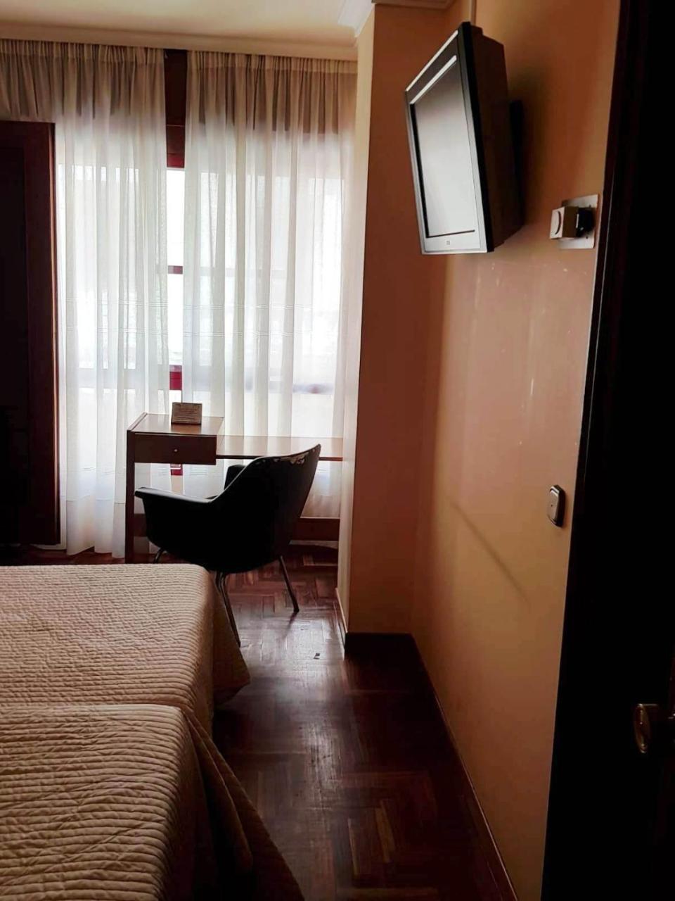 Hotel Alda Centro Pontevedra Kültér fotó